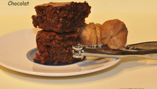 Brownie chocolat et noix fraîches