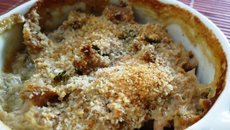 Gratin d'andouillette au vin blanc et à la moutarde