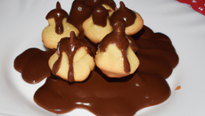 Bouchées au chocolat et sauce martienne facile