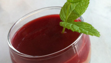 Délice de rhubarbe et fraises