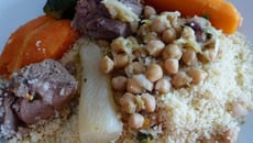 Couscous à l'agneau traditionnel