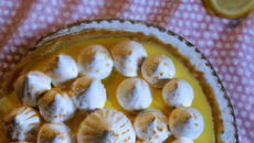Tarte au citron meringué sur lit de spéculos