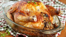 La meilleure façon de faire un chapon farci aux morilles et au foie gras