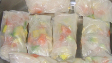 Rouleaux de printemps au saumon frais et à l'avocat