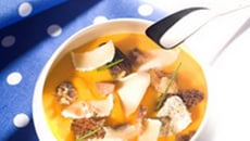 Velouté de courge Butternut, morilles et Chavignol