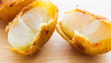 Croquettes dorées aux oignons