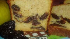 Cake pommes-pruneaux au Calvados