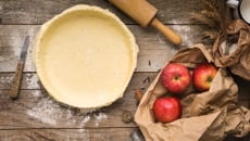 La pâte brisée à l'huile d'olive et à la purée d'amandes