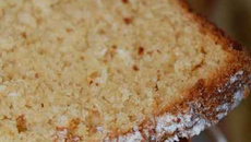 Cake à la noix de coco et au beurre de cacahuète