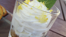 Mousse au citron vert sur son lit de spéculoos