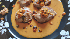 Noix de veau grillée, sauce aigre douce