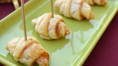 Petits croissants au saumon fumé