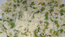 Risotto crémeux aux petits pois et parmesan