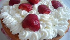 Génoise à la mousse de fraises