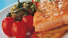 Pavé de truite aux 2 tomates et à la graine de sésame