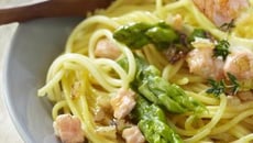 Spaghettis printaniers aux asperges vertes