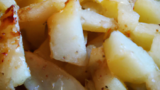 Écrasé de pommes de terre au Cantal jeune et à l'huile