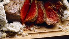Côte de bœuf en croûte de sel