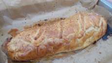 Filet mignon en croûte, confit d'oignon au vinaigre balsamique