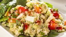 Salade de quinoa, tofu et courgette