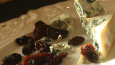 Roquefort aux raisins