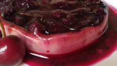 Flan aux cerises noires