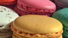 Macarons multicolores
