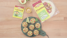 Coupes de tortilla au guacamole