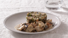 Blanquette de veau aux Champignons de Paris à la crème fraiche, Trompettes de la mort, Morilles et riz aux herbes fraîches