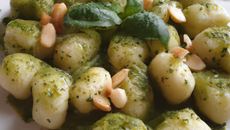 Gnocchi pesto