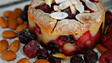 Fondant d'amandes aux fruits rouges