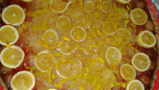 Tarte au citron et rondelles de citrons confits
