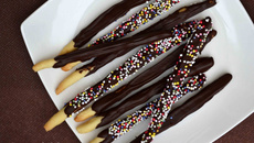 Mikados au chocolat noir