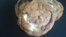 Cookies aux deux chocolats, amande et noix