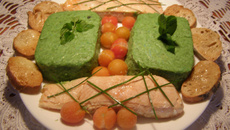 Filets de saumon et purée de poivrons