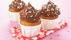 Cupcake vanille et son topping au chocolat