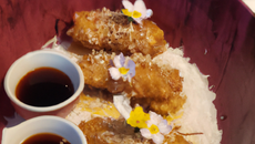 Tempuras de foie gras de canard, passion et yuzu kosho