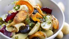 Méli-mélo de Grenailles, chips oubliées, pruneaux et aromates