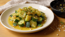 Courgettes sautées à l'huile d'ail et thym
