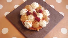 Tartine de Saint Agur, figues au floc de Gascogne et cranberries