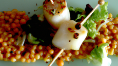 Brochette de St Jacques sur salade de lentilles