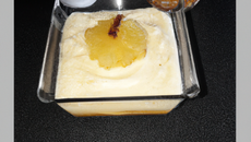 Ananas caramélisé et mousse de coco