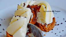 Mousse glacée au citron sur spéculoos et confiture de lait