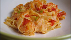 Tagliatelles au citron vert et aux crevettes