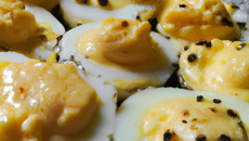 œufs truffés en coquilles