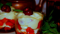 Tiramisu de modène aux fraises façon meringue