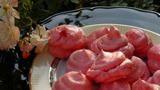 Meringues roses