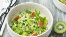 Tartare de légumes et kiwis
