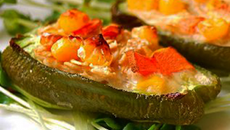 Poivron farci au gratin de légumes, crème soja-avoine (recette bio et végétarienne)