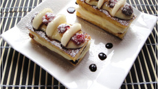 Mille feuilles de pain perdu et poire avec sa crème pâtissière